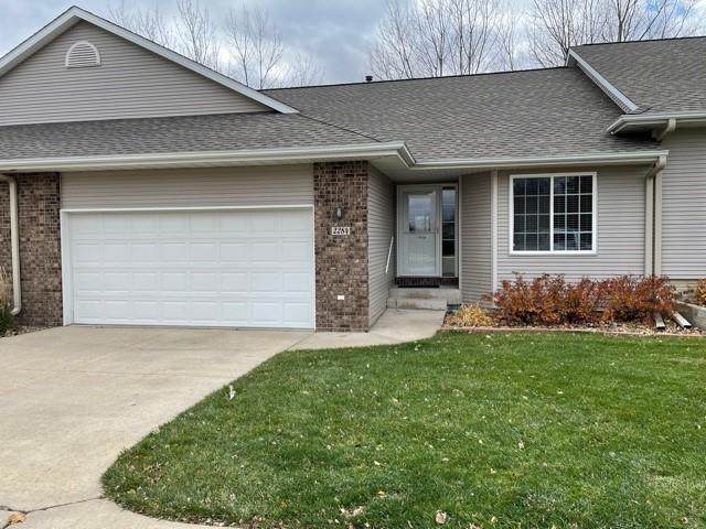 2284 Grantview Drive - Photo 1