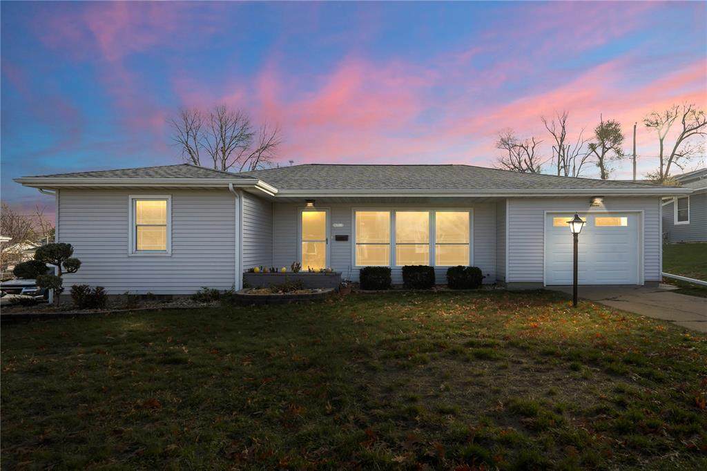 2011 Mallory Street - Photo 1
