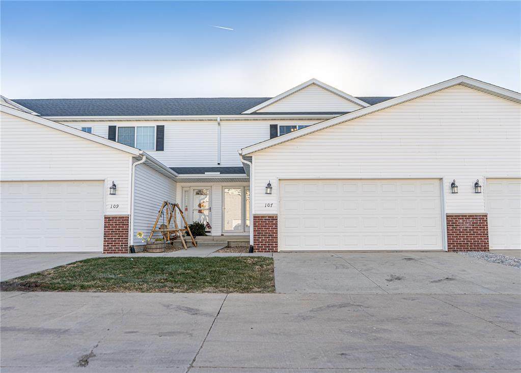 107 Woodstone Lane - Photo 1