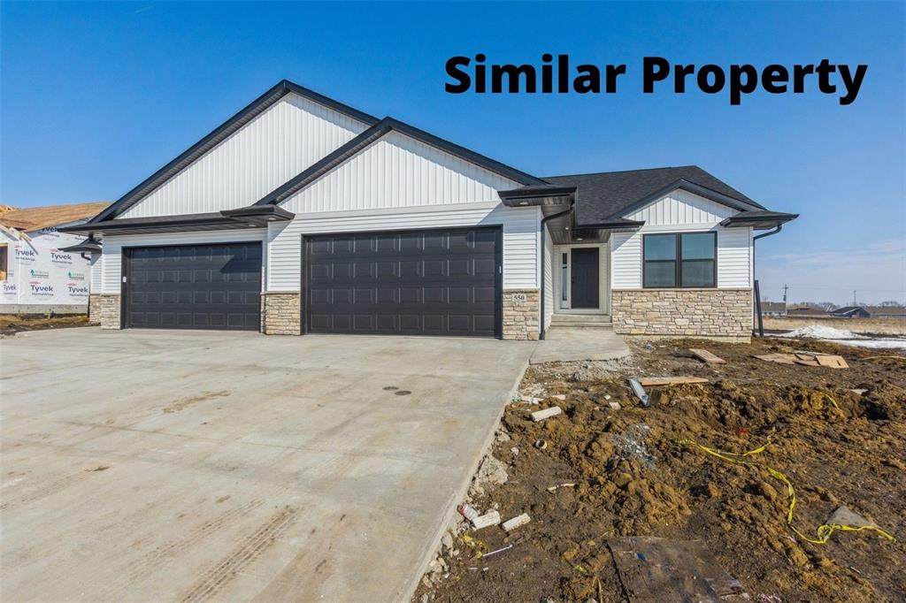 569 Driftwood Lane - Photo 1