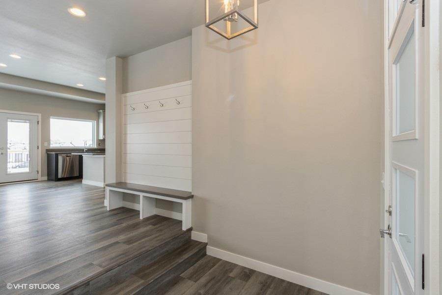 1720 Denison Avenue - Photo 1