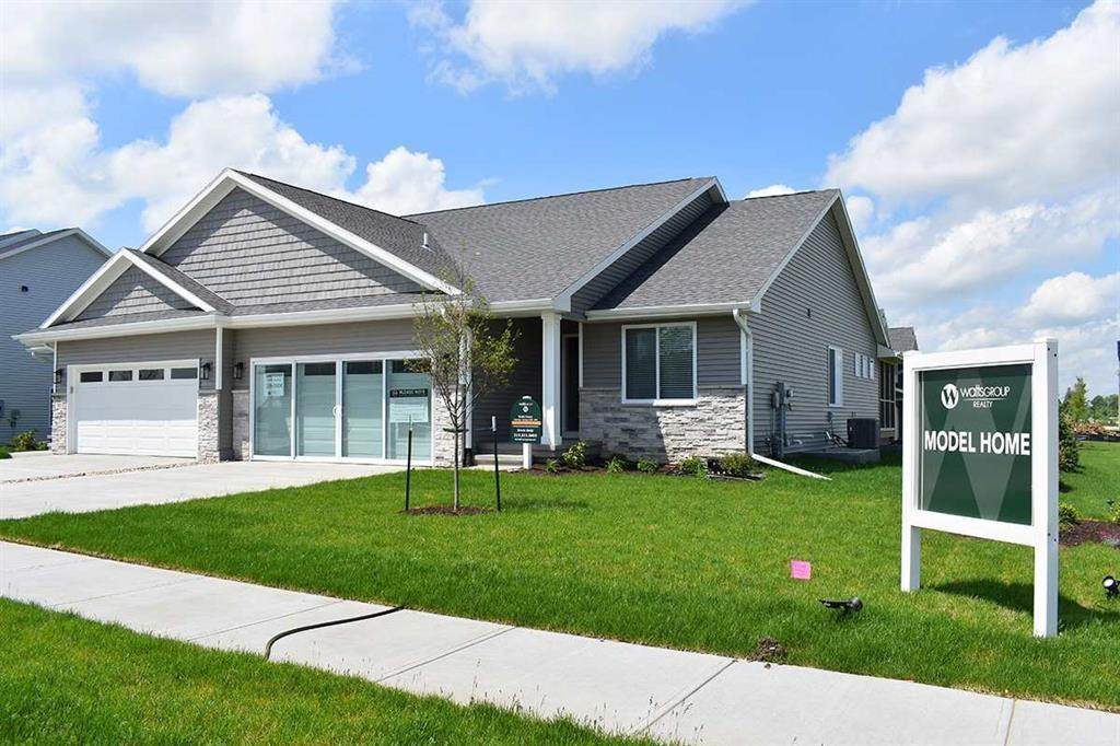 790 Oak Terrace Avenue - Photo 1