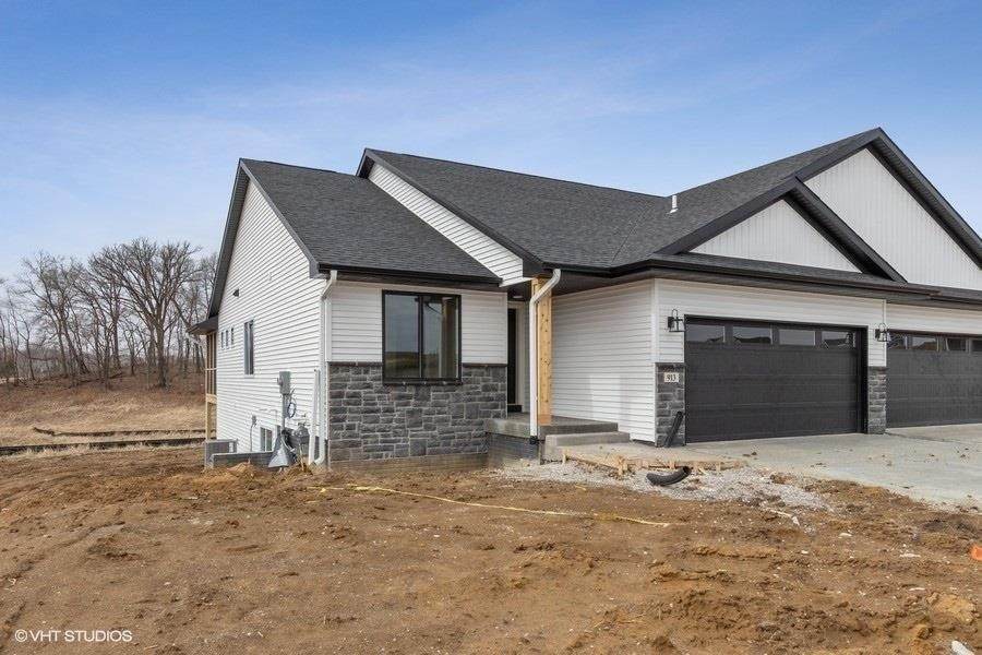 200 Dogwood Drive - Photo 1