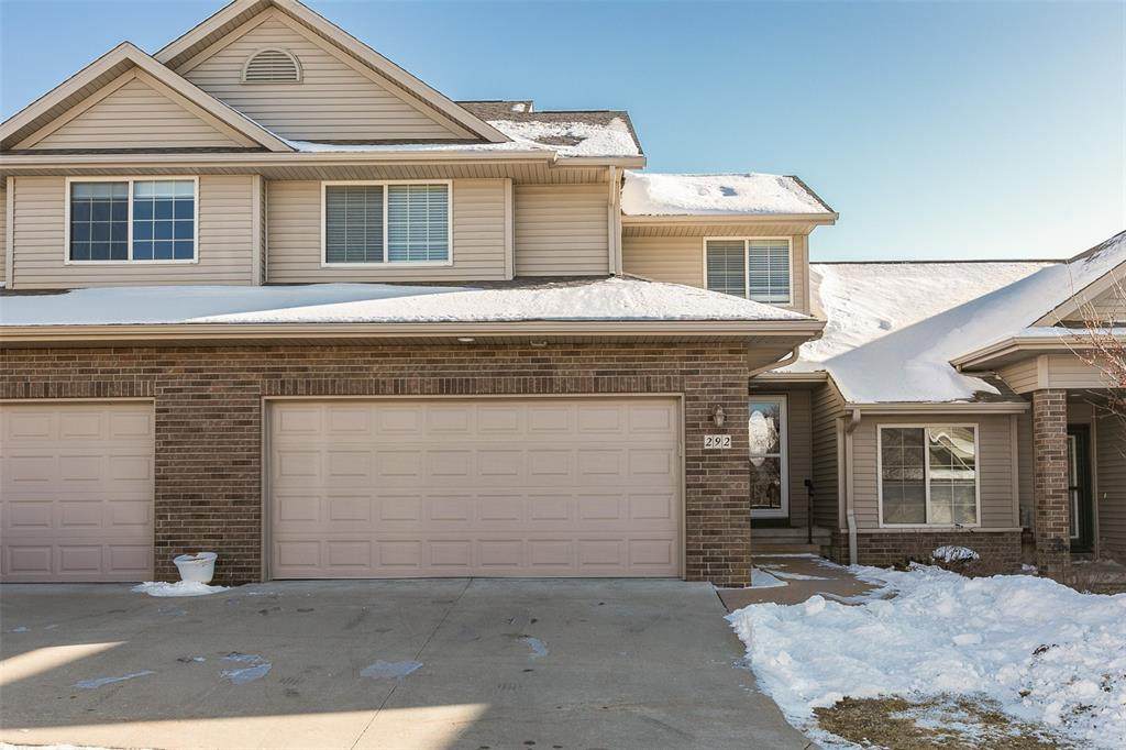 292 Woodfield Drive - Photo 1