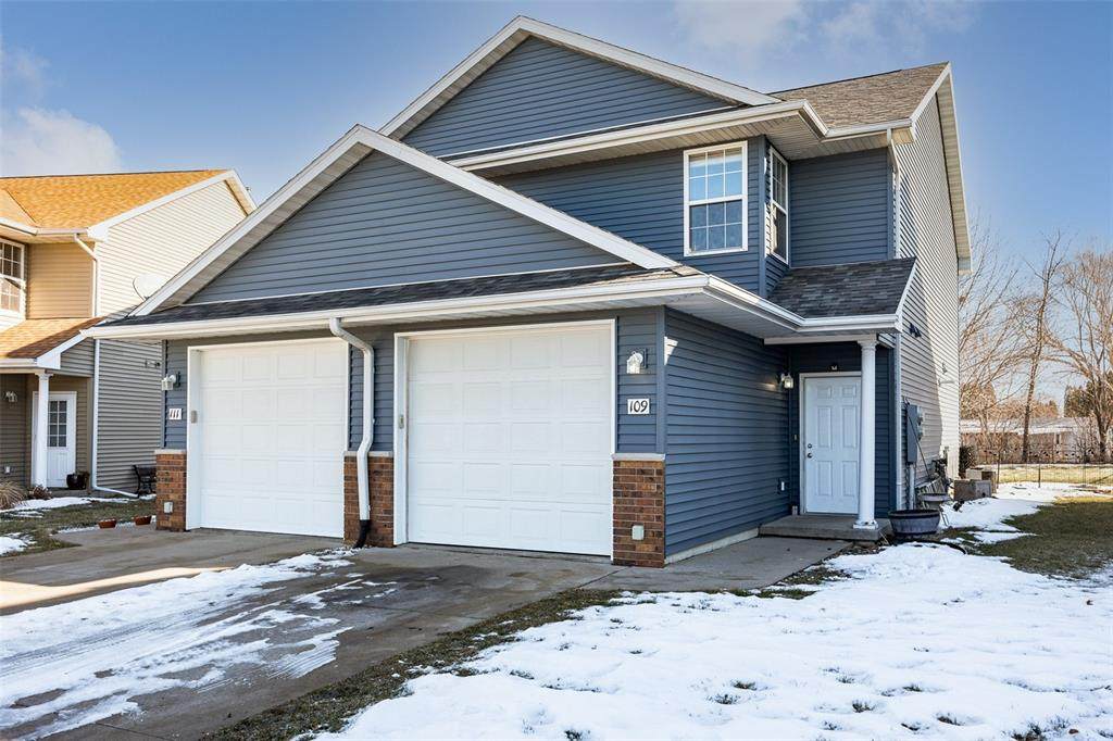 109 Primrose Court - Photo 1