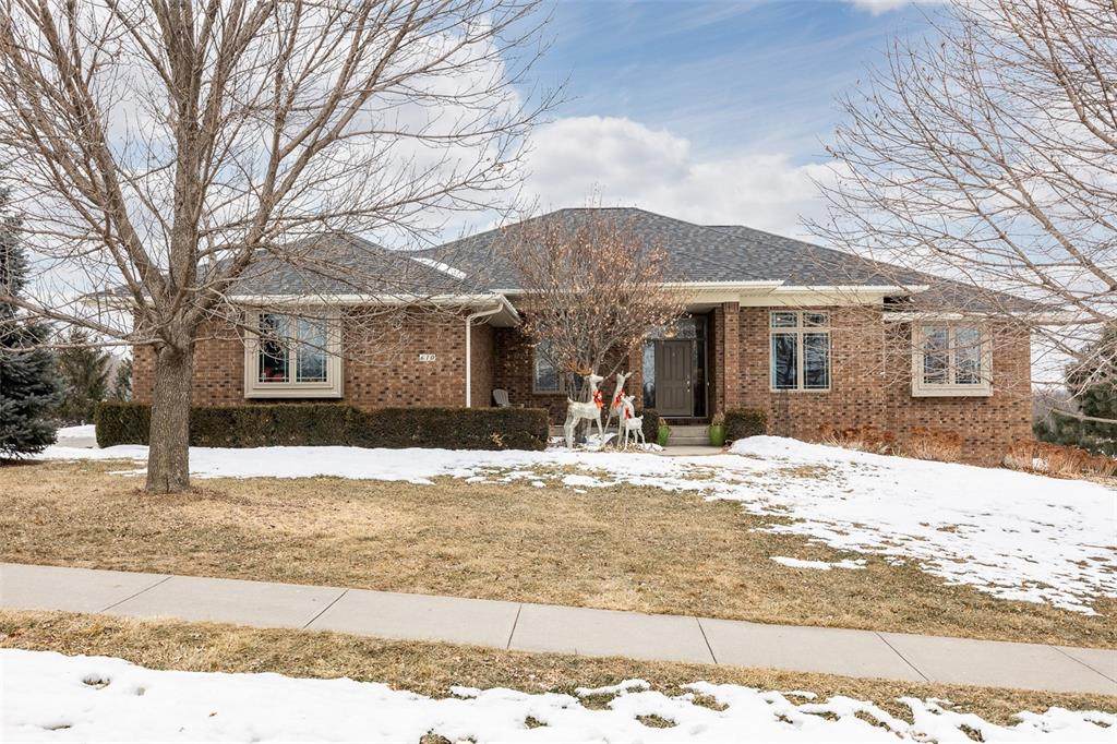 610 Kennedy Pkwy - Photo 1