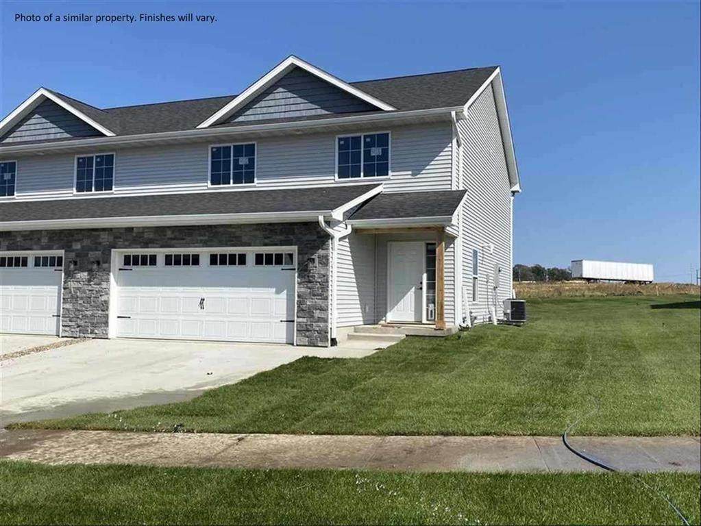 1004 Creekside Drive - Photo 1