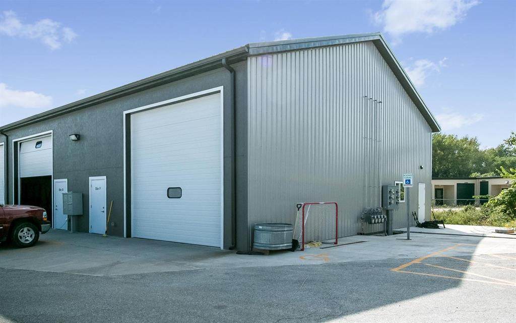 2325 James Street - Photo 1