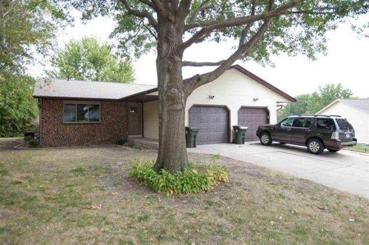 1240-1242 Dolen Place - Photo 1