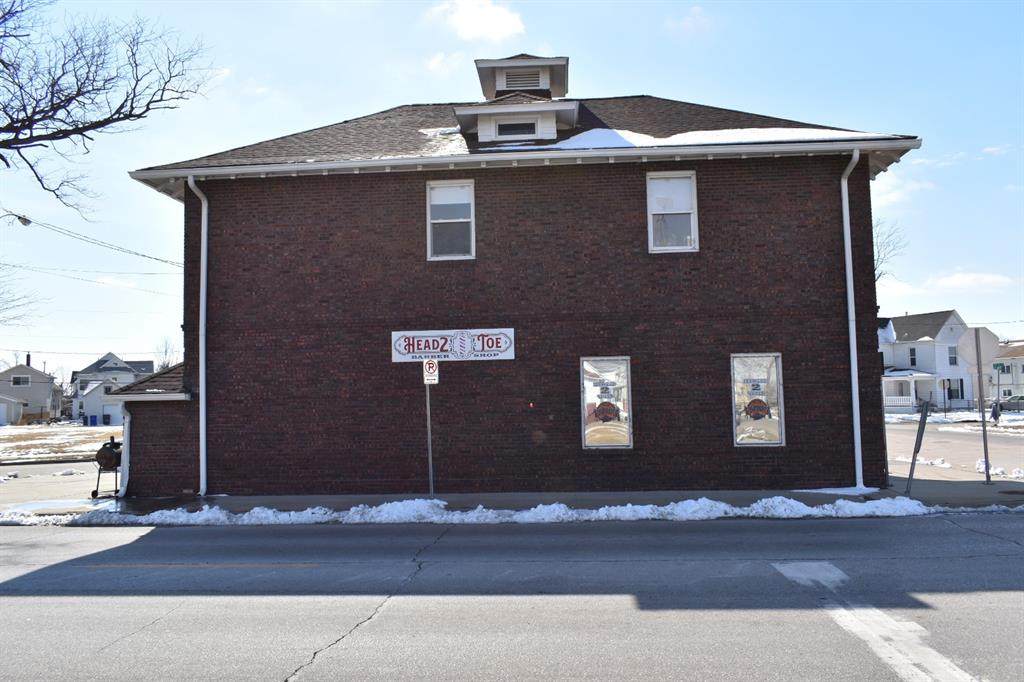 423 5th Street - Photo 1