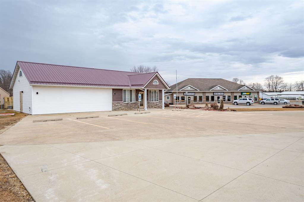 4659 Hwy 13 - Photo 1