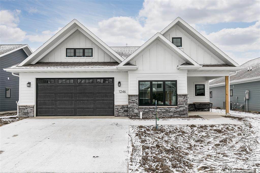 1246 Vintage Lane - Photo 1