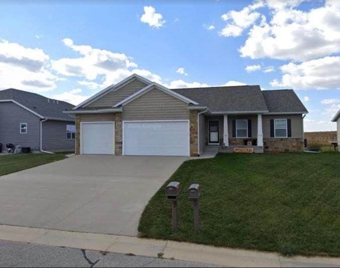 301 Endeavor Avenue - Photo 1