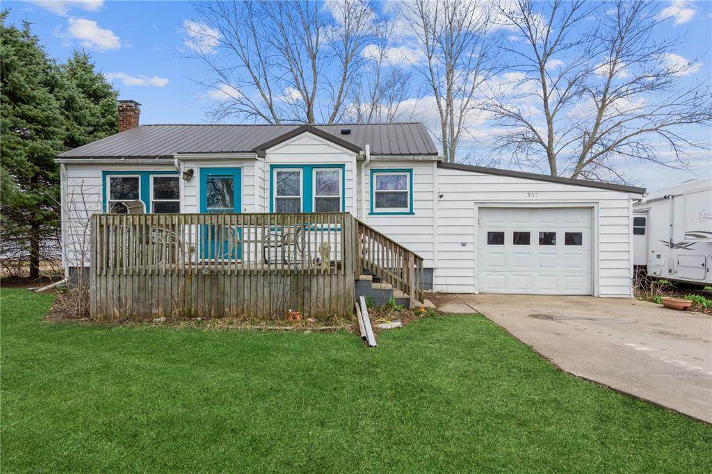 302 Elm Street - Photo 1