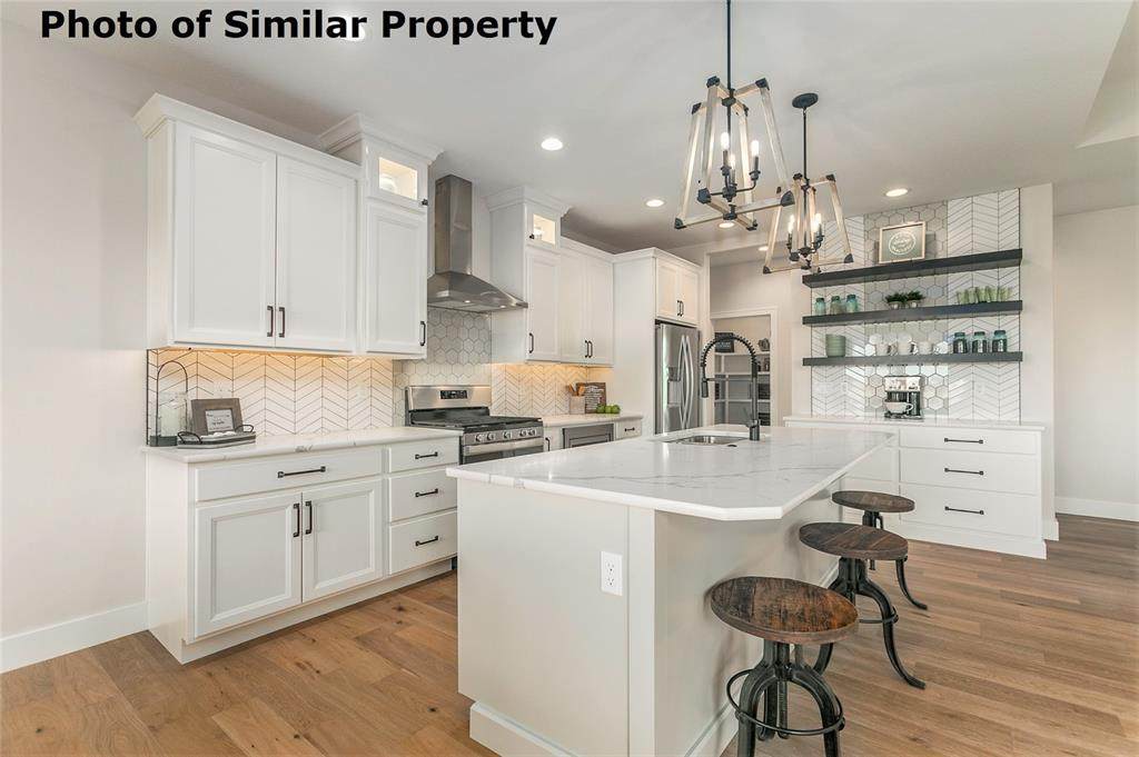 820 16th Ave Sw - Photo 1