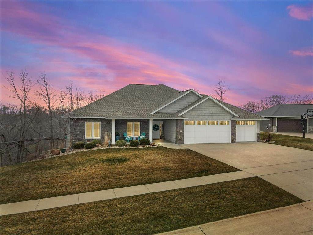 5619 River Parkway - Photo 1
