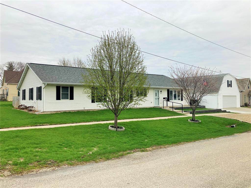 1004 7th Ave - Photo 1