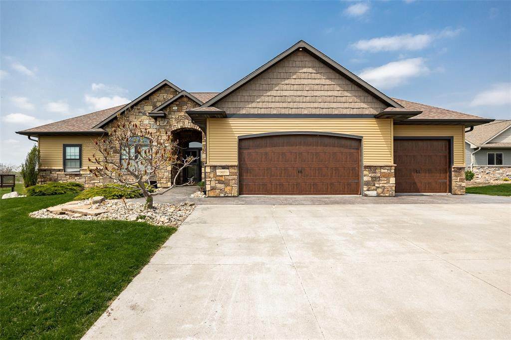 1817 Wenrose Drive - Photo 1