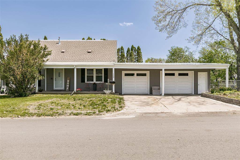 1100 30th Street - Photo 1