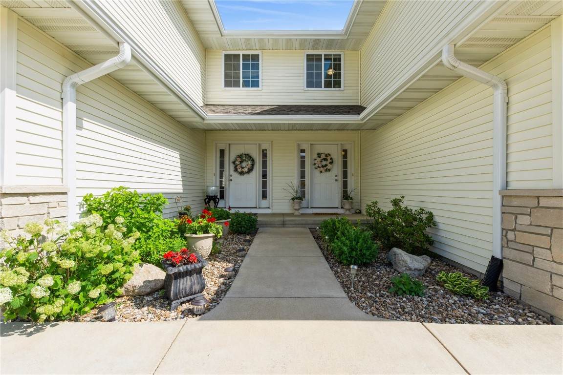 3418 Stoneview Circle - Photo 1