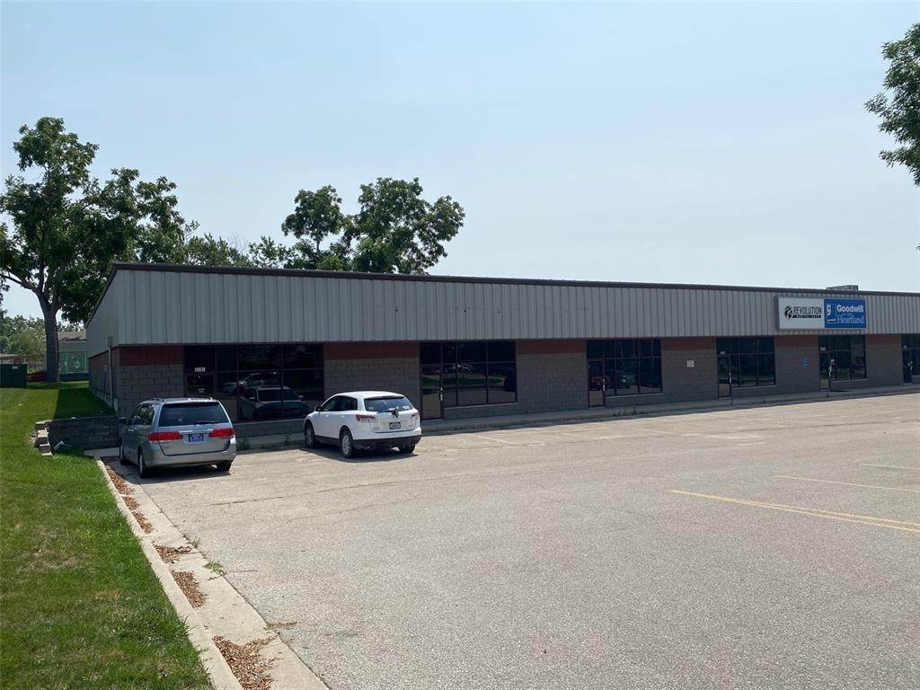 5303 North Park Place - Photo 1