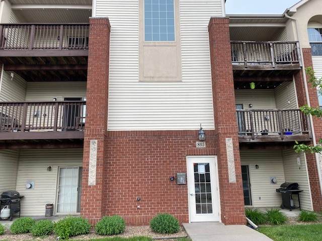 805 Blue Sky Drive - Photo 1