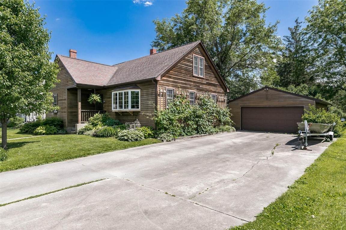 2608 J Street - Photo 1