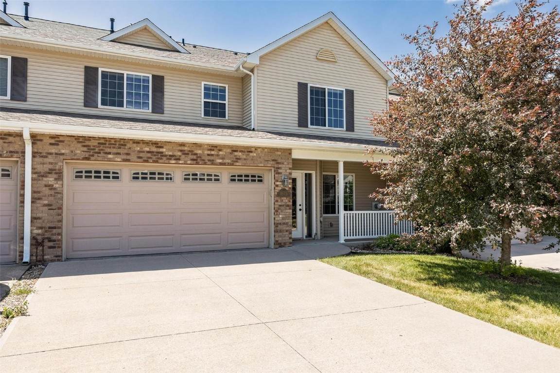 1675 Burr Drive - Photo 1
