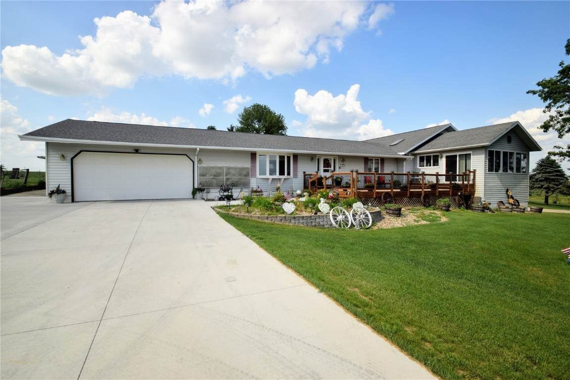 1505 Linn Delaware Road - Photo 1