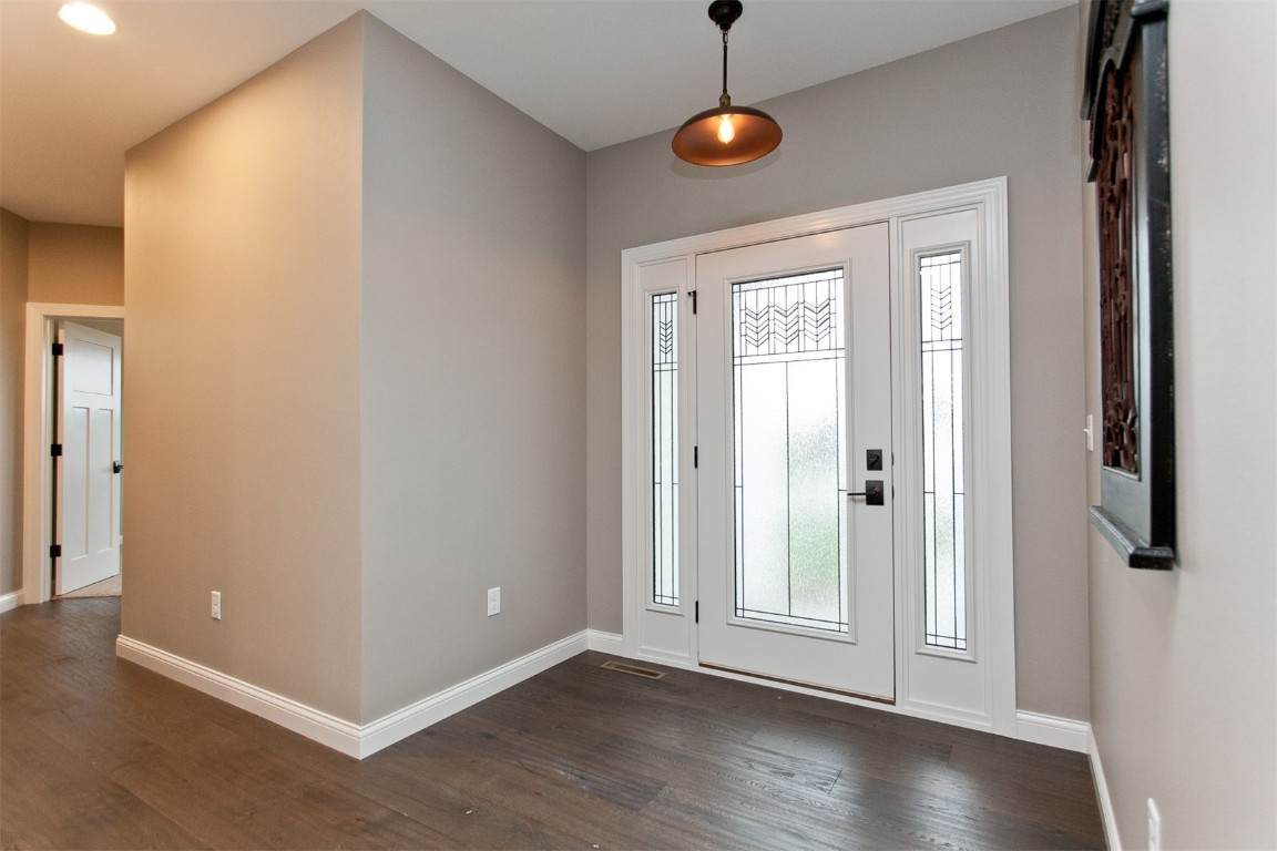 827 Bowstring Drive - Photo 1
