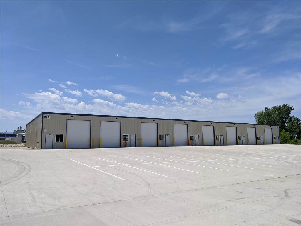 312 44th Street - Photo 1