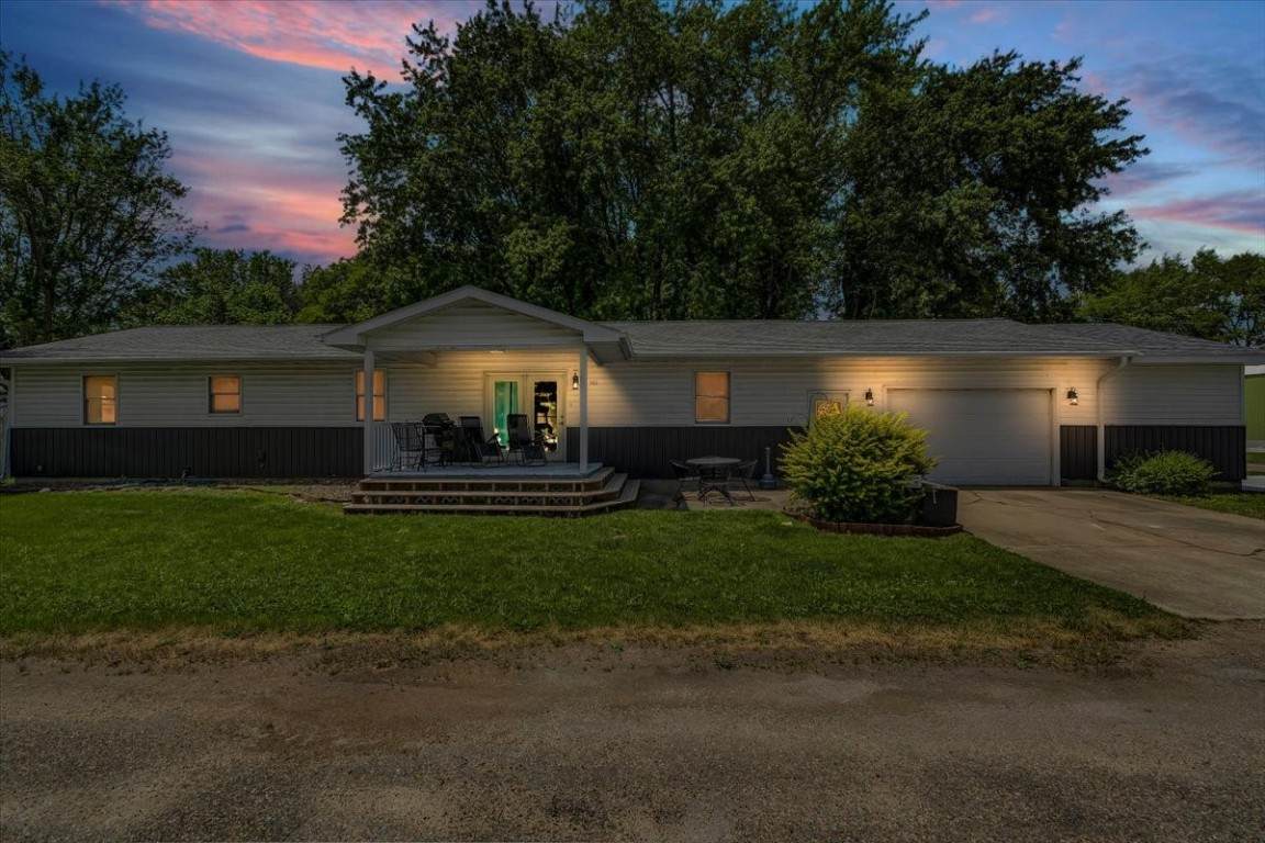 301 Pearl Street - Photo 1