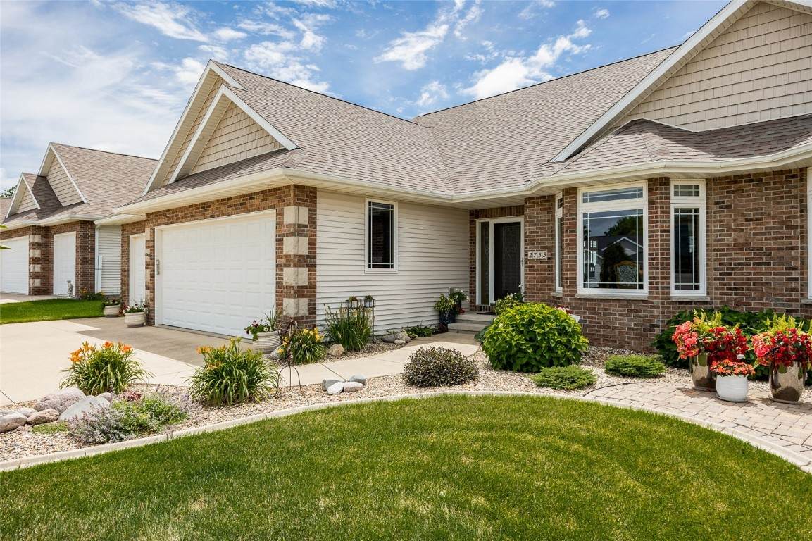 2755 Clubhouse Drive - Photo 1