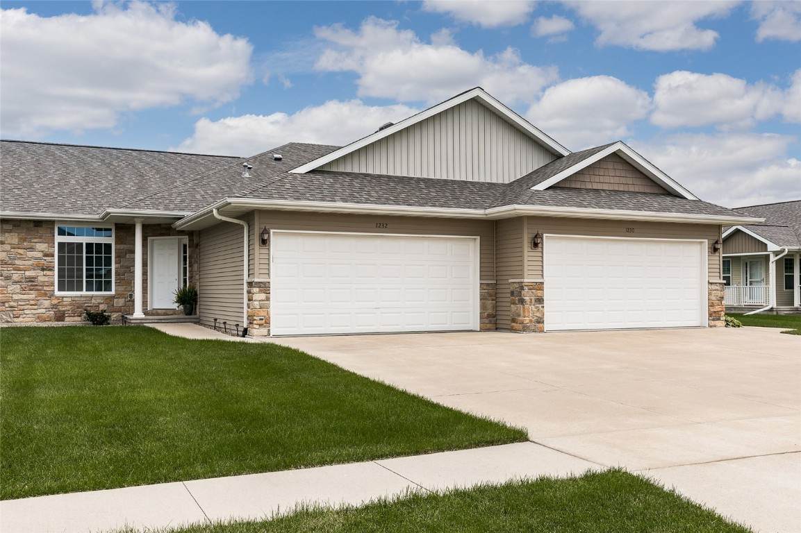 1232 Honey Creek Way - Photo 1