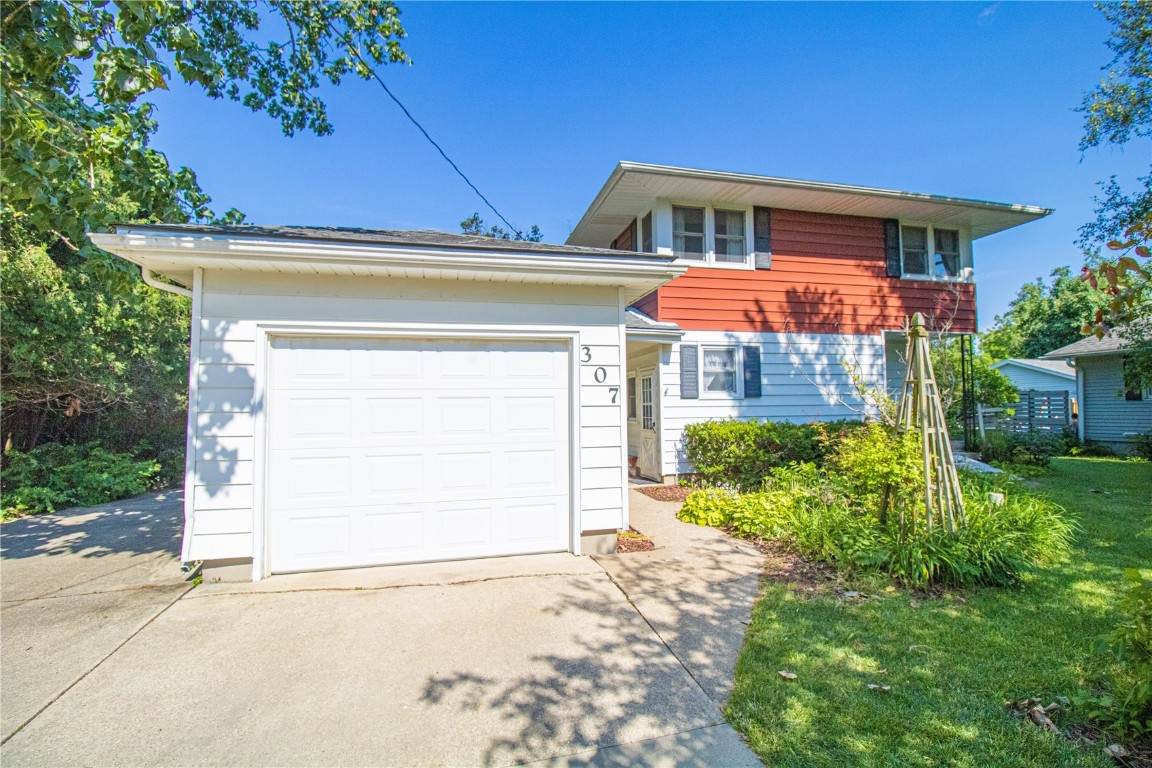 307 Holt Street - Photo 1