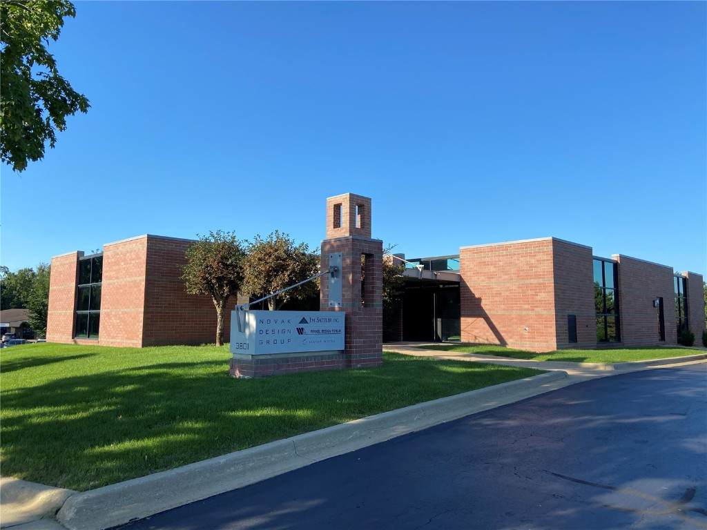 3801 River Ridge Drive - Photo 1