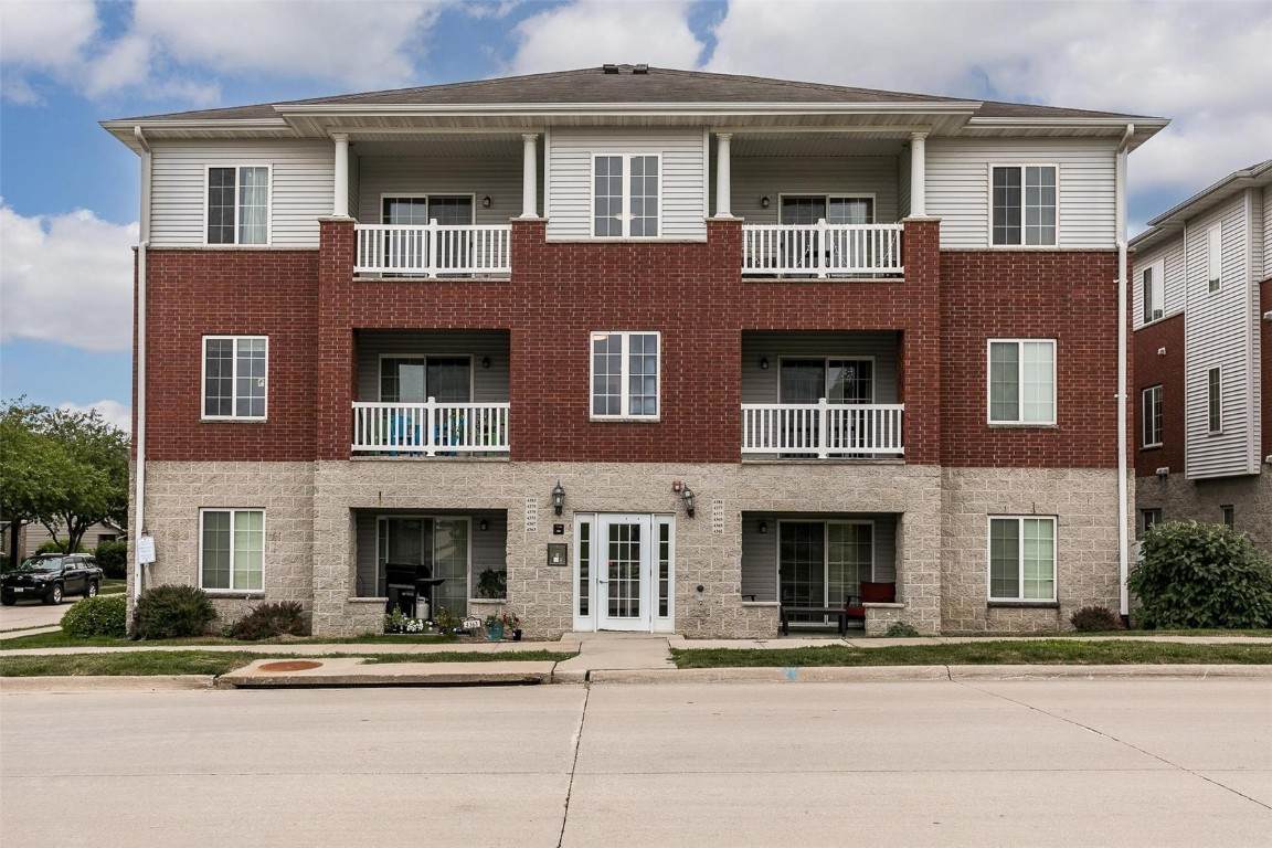 4379 York Place - Photo 1