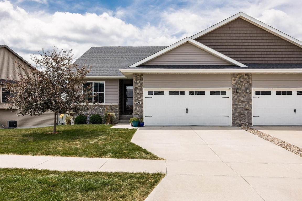 621 Fawn Avenue - Photo 1