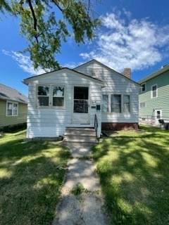 928 19th Avenue - Photo 1
