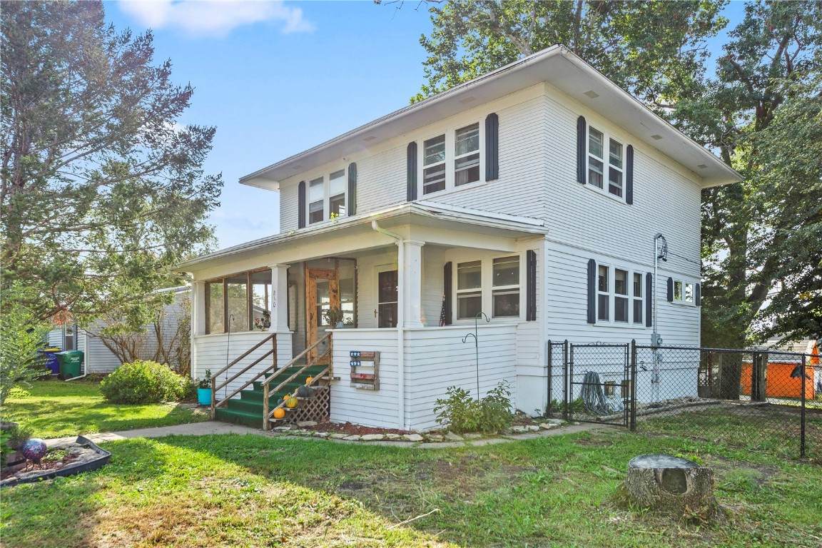 210 Grove Street - Photo 1