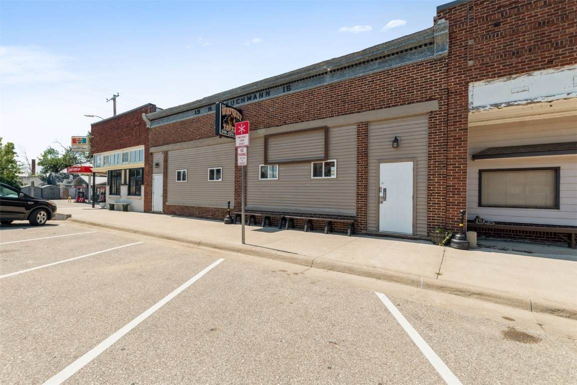 31 Main Street - Photo 1