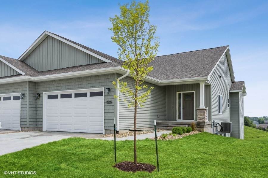208 Dogwood Lane - Photo 1