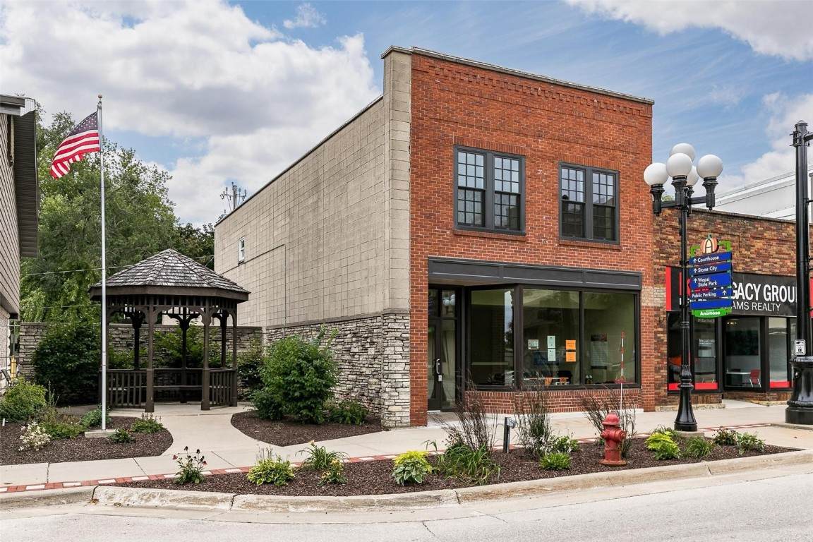 213 Main Street - Photo 1