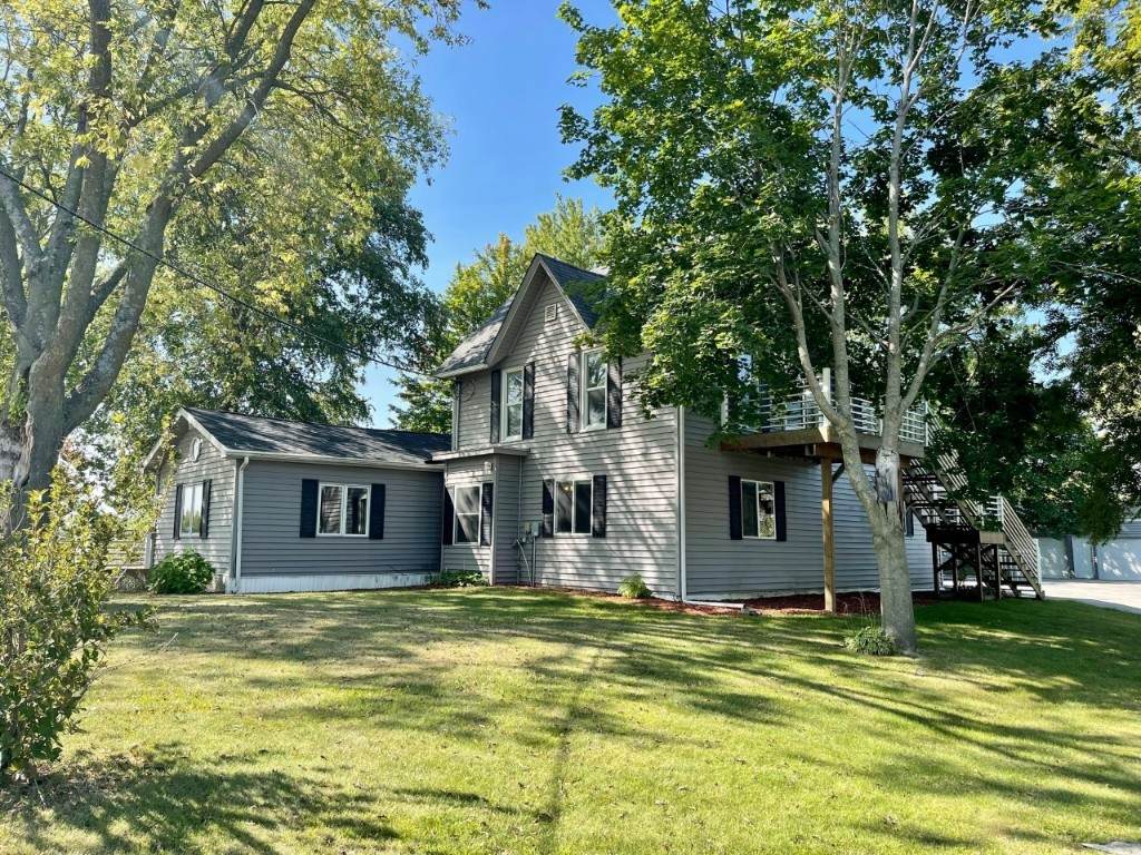 619 Augusta Avenue - Photo 1