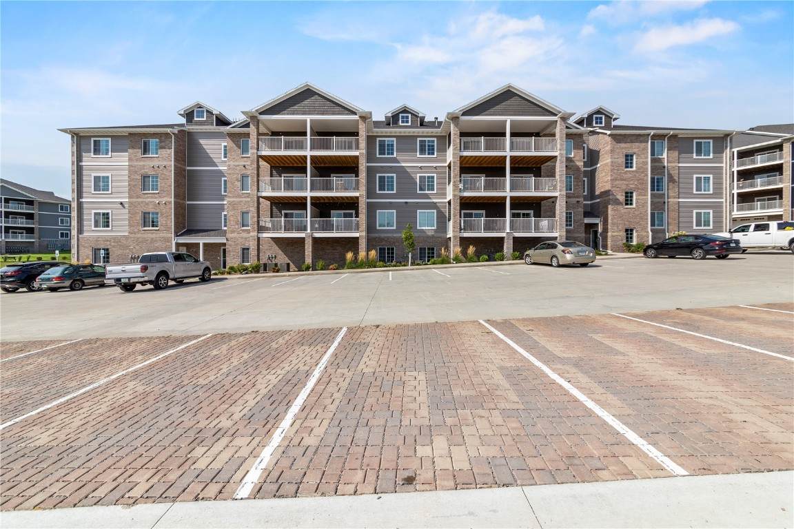 2869 Spring Rose Circle - Photo 1