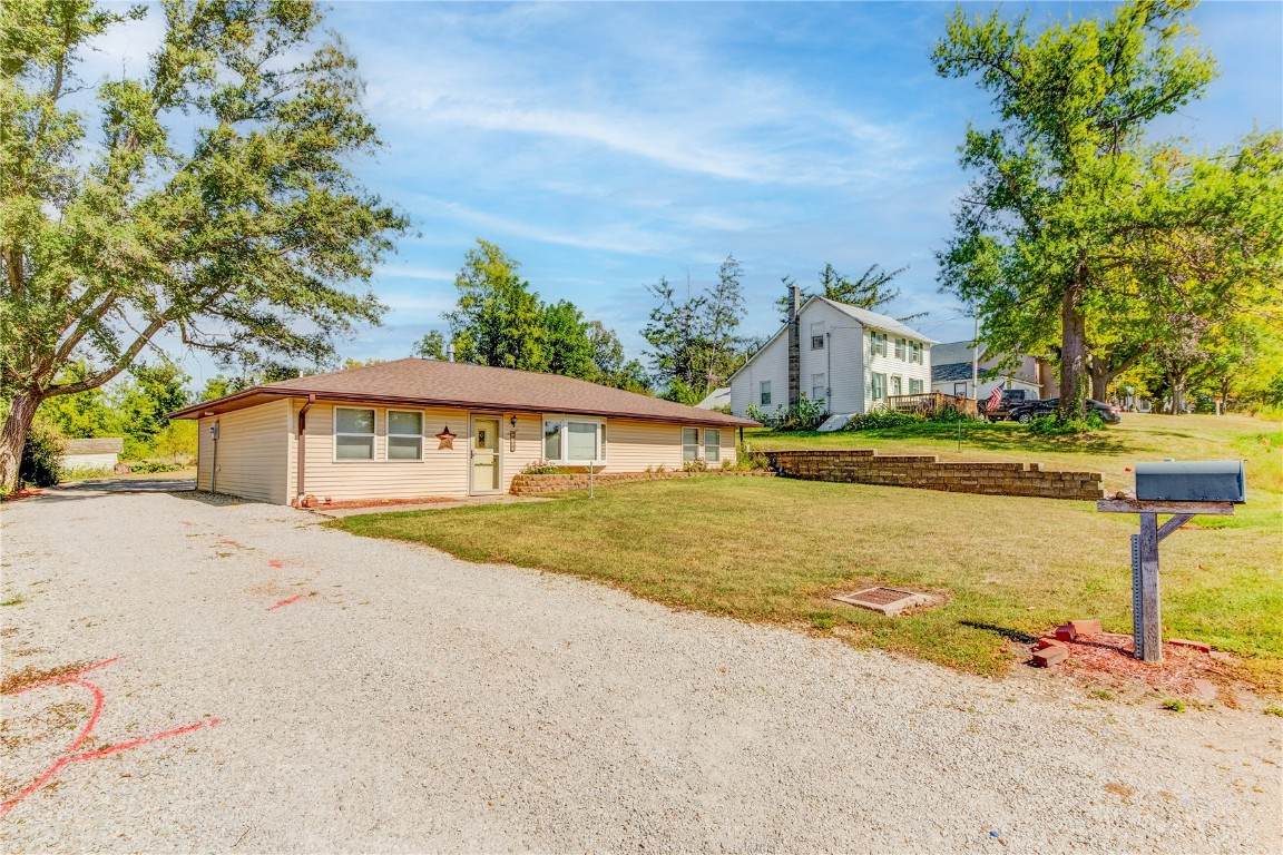 209 Main Street - Photo 1