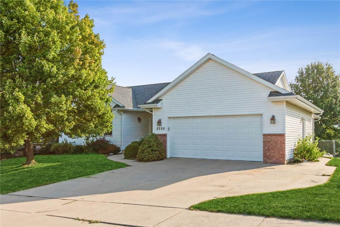 2325 Winchester Drive - Photo 1