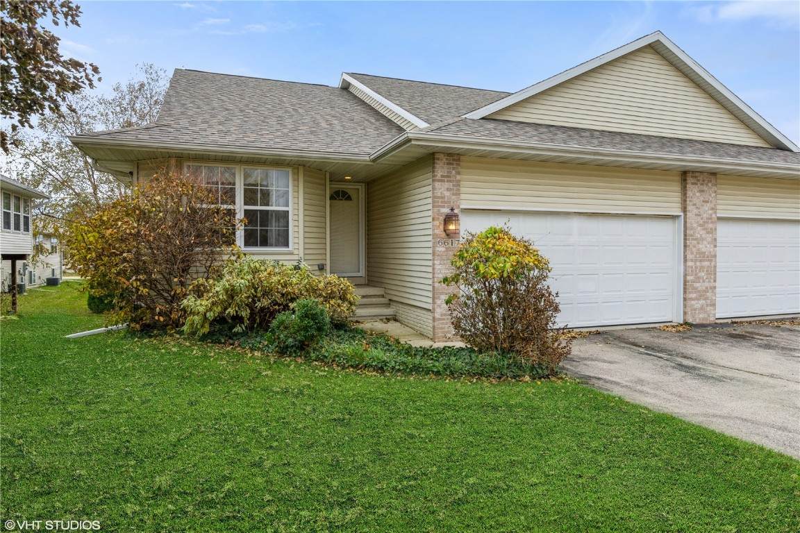 6617 Waterview Drive - Photo 1