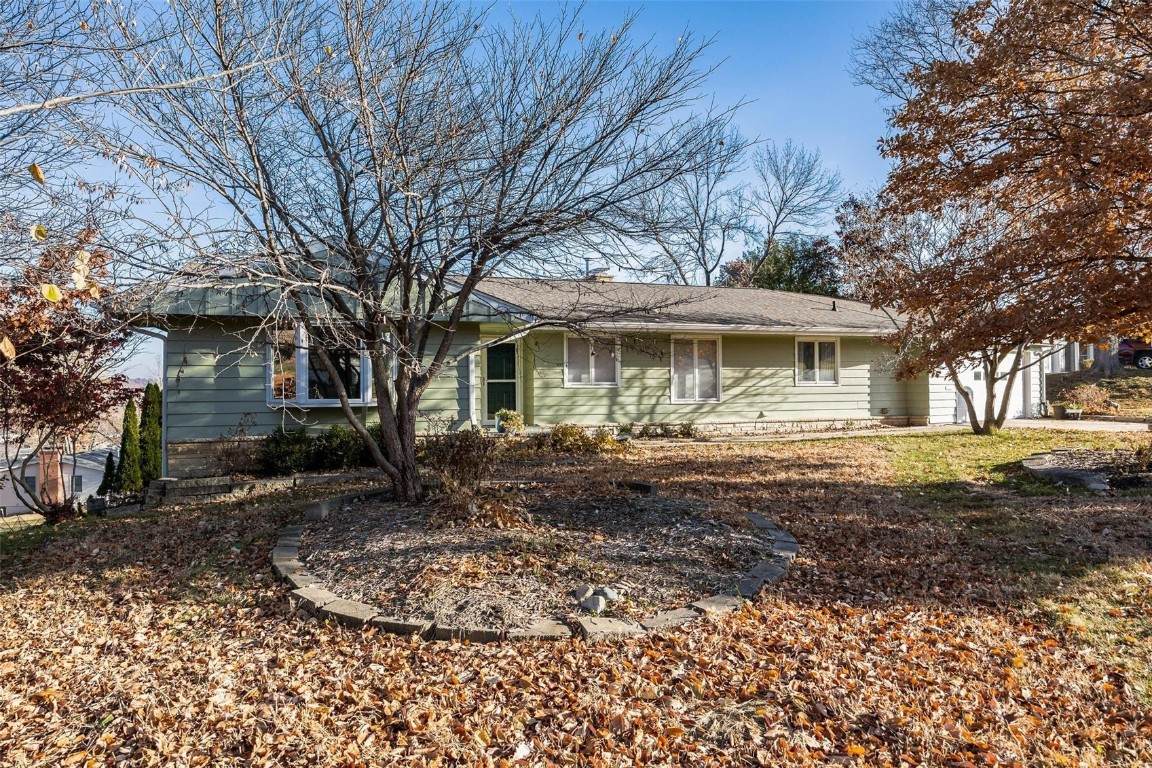 3814 Indiandale Circle - Photo 1