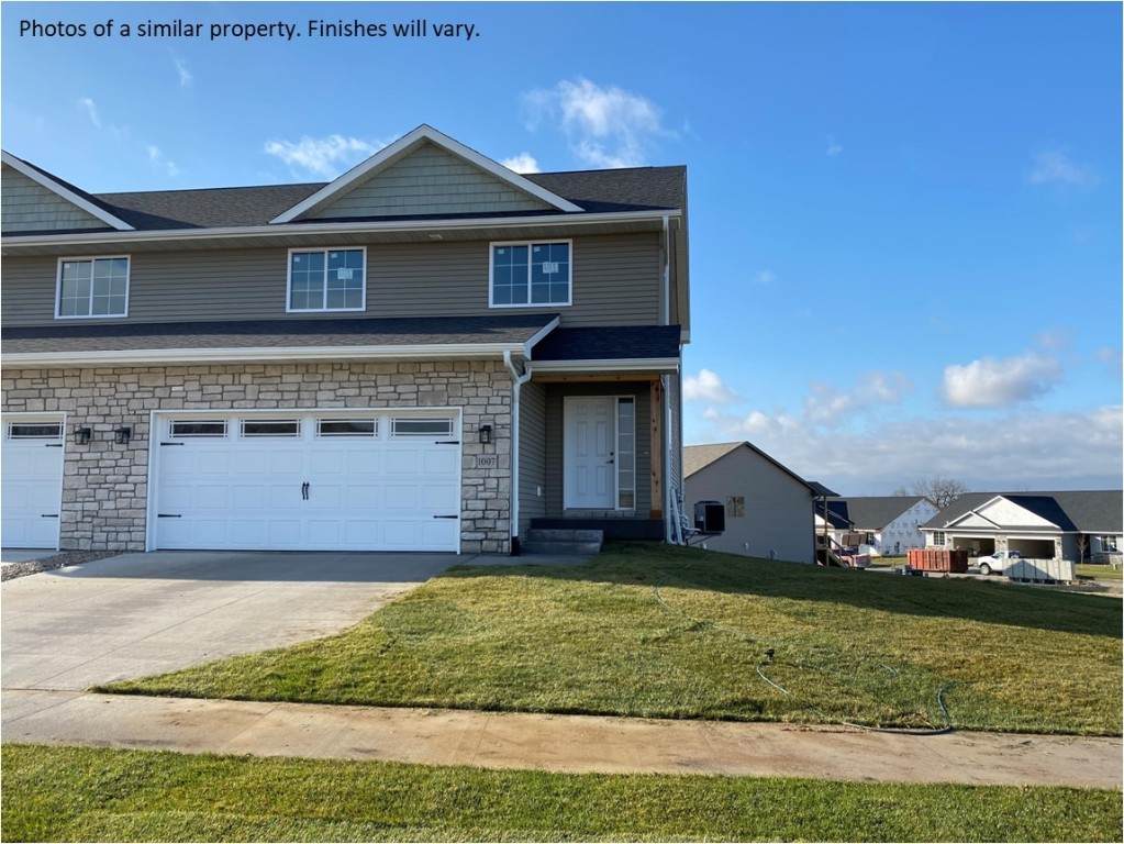 710 Hillside Drive - Photo 1
